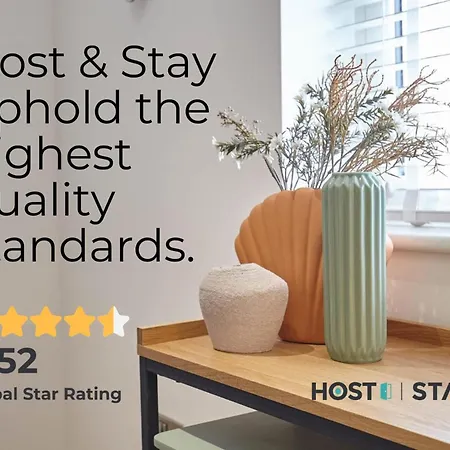 Apartment Host & - Leading Lights